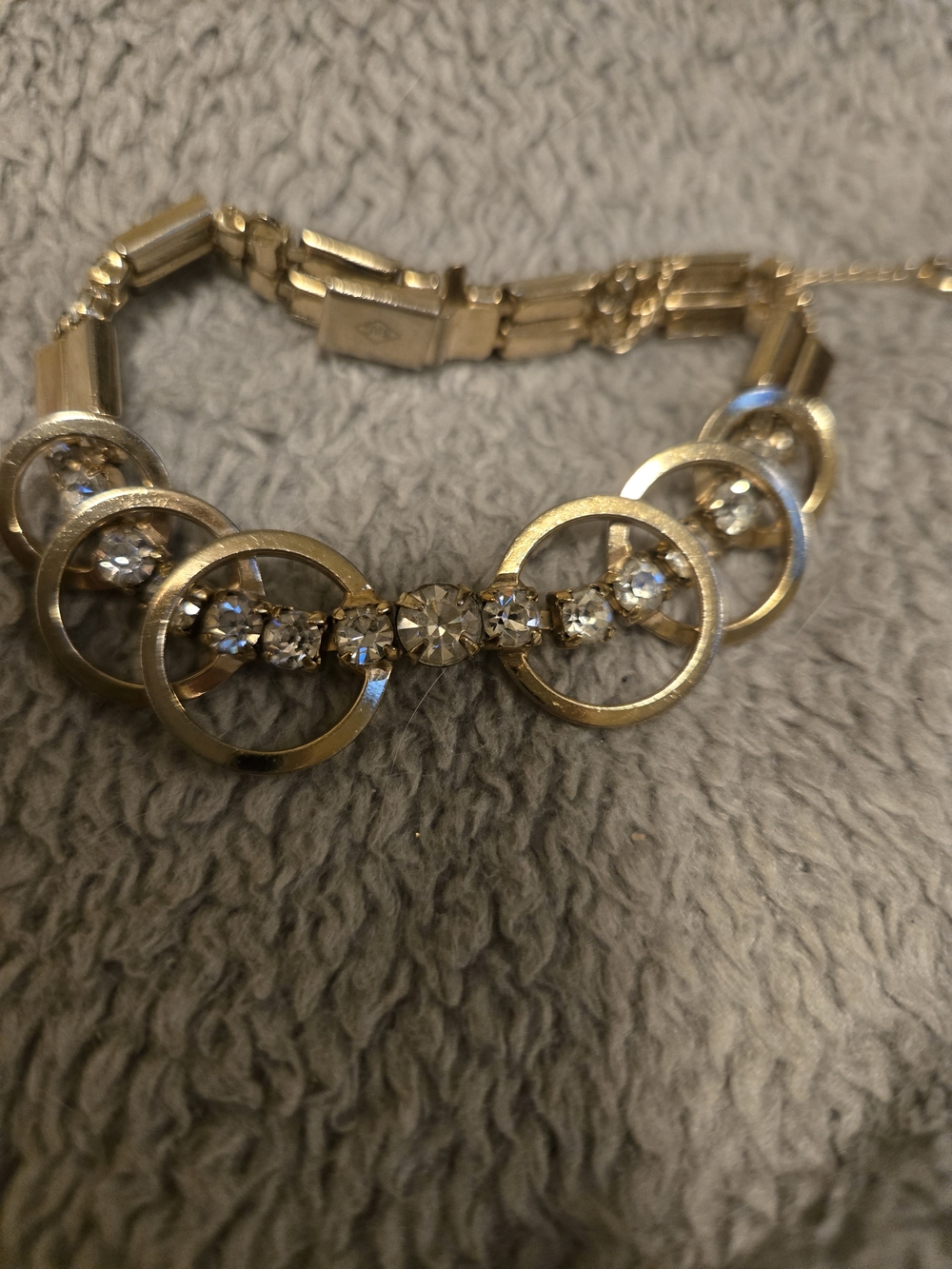 Gold Crystal Circle Link Bracelet with Sparkling Stones - Picture 2 of 2